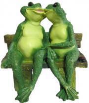 Лягушки  ФП026  на лавочке  32см  