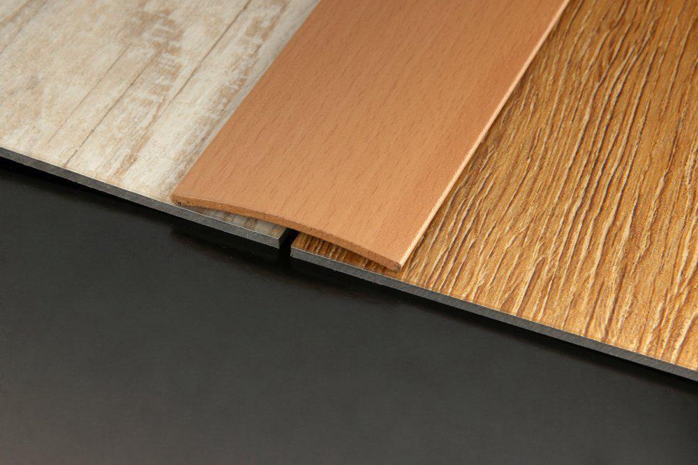 Профиль стыкоперекрывающий ПС 04.900.083 бук