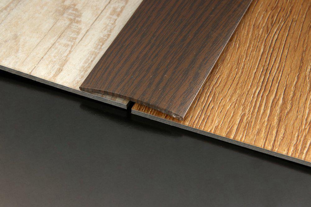 Профиль стыкоперекрывающий ПС 04.900.091 дуб темный