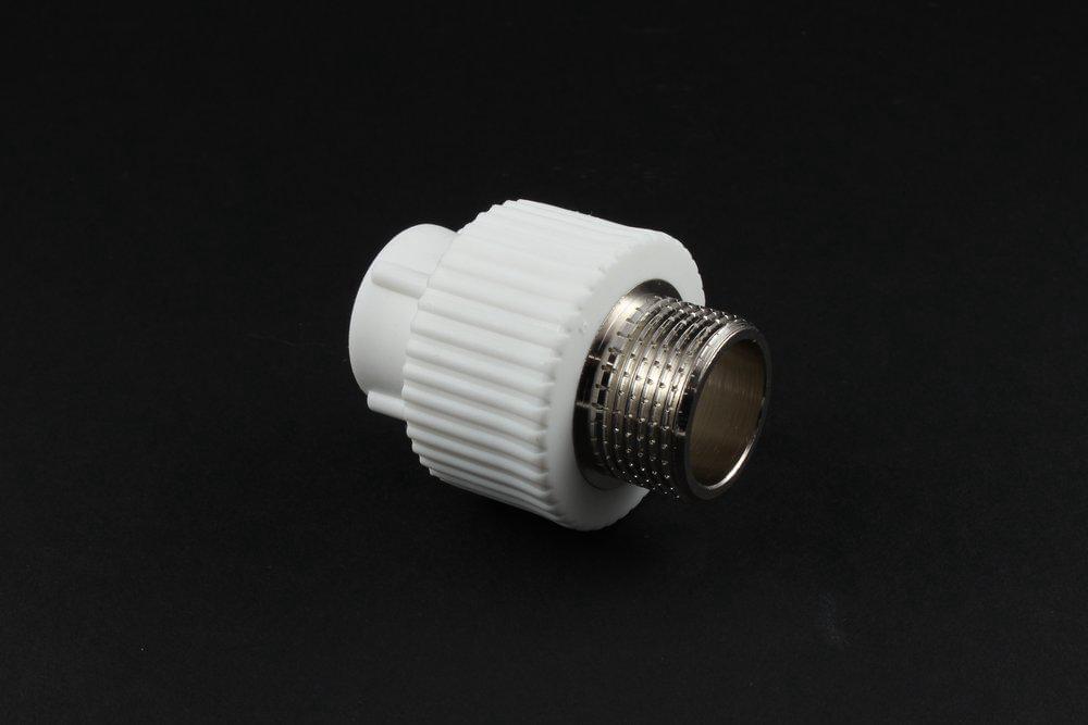 Муфта комб.  20х3/4" нар.р.  TR-TB