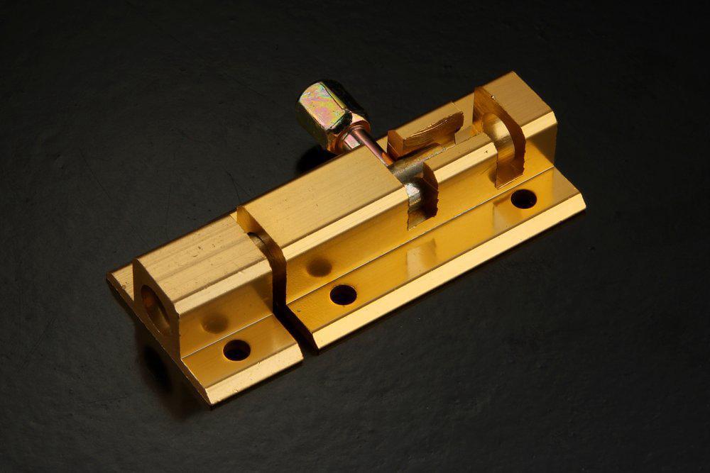 Шпингалет Apecs DB-05-50-G  (500-50-BP)