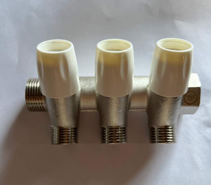 Коллектор с регул.вентилями "Termofix" 3/4"х1/2"х3 вых.