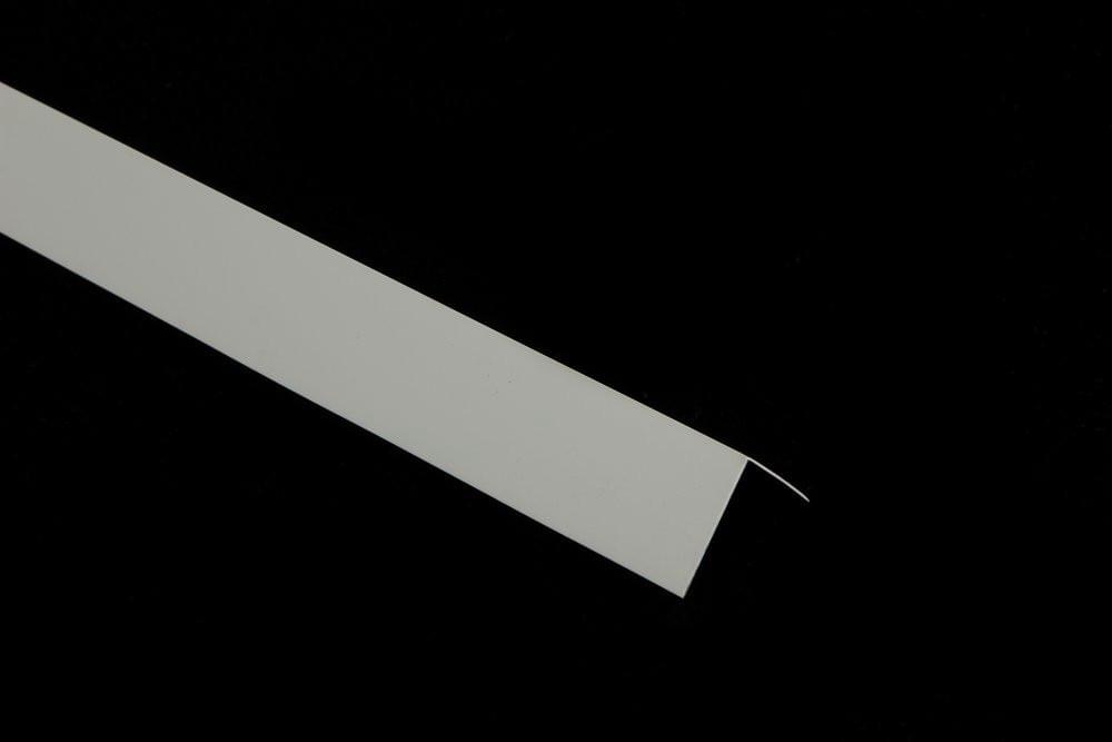 Уголок Идеал  40х40  2,7м  Светло-серый