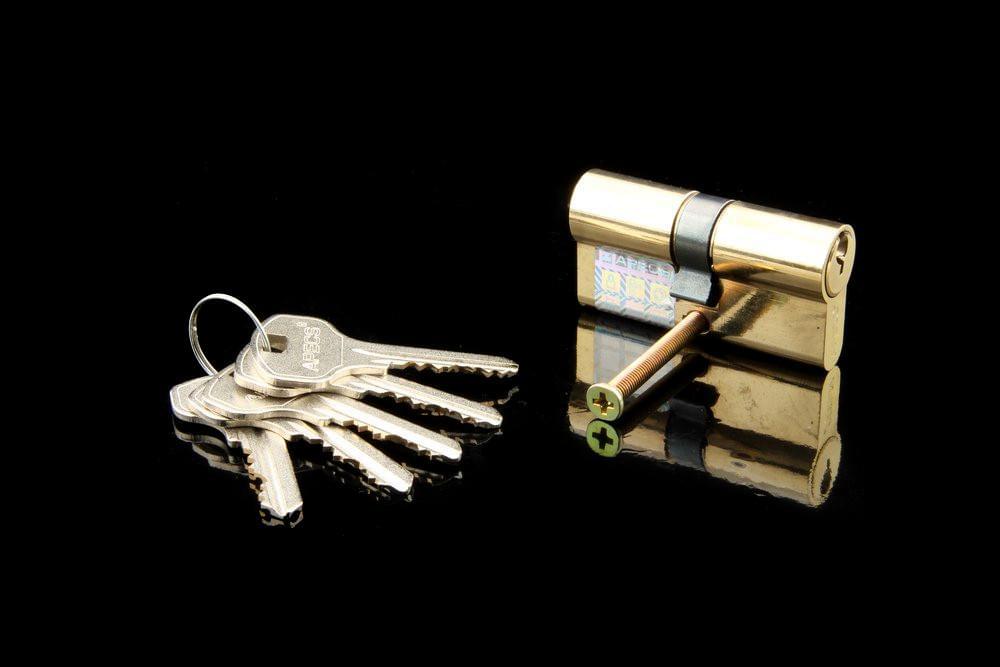 Ц.М Apecs SC-60-Z-G