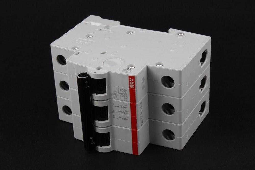 Выкл.авт. ABB SH203L 3P 10A (C) 4,5kA   (SH203L C10)