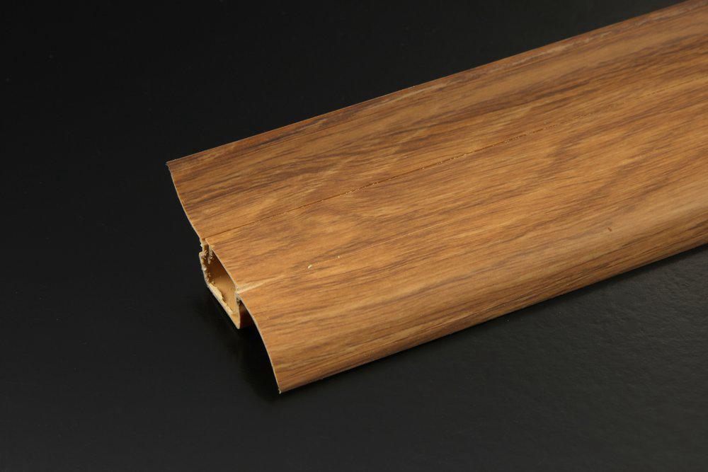 815    Плинтус 58мм Дуб Толедо  WIMAR