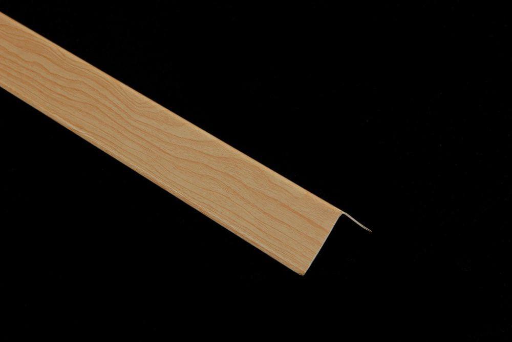 Уголок Идеал  30х30  2,7м  Клен