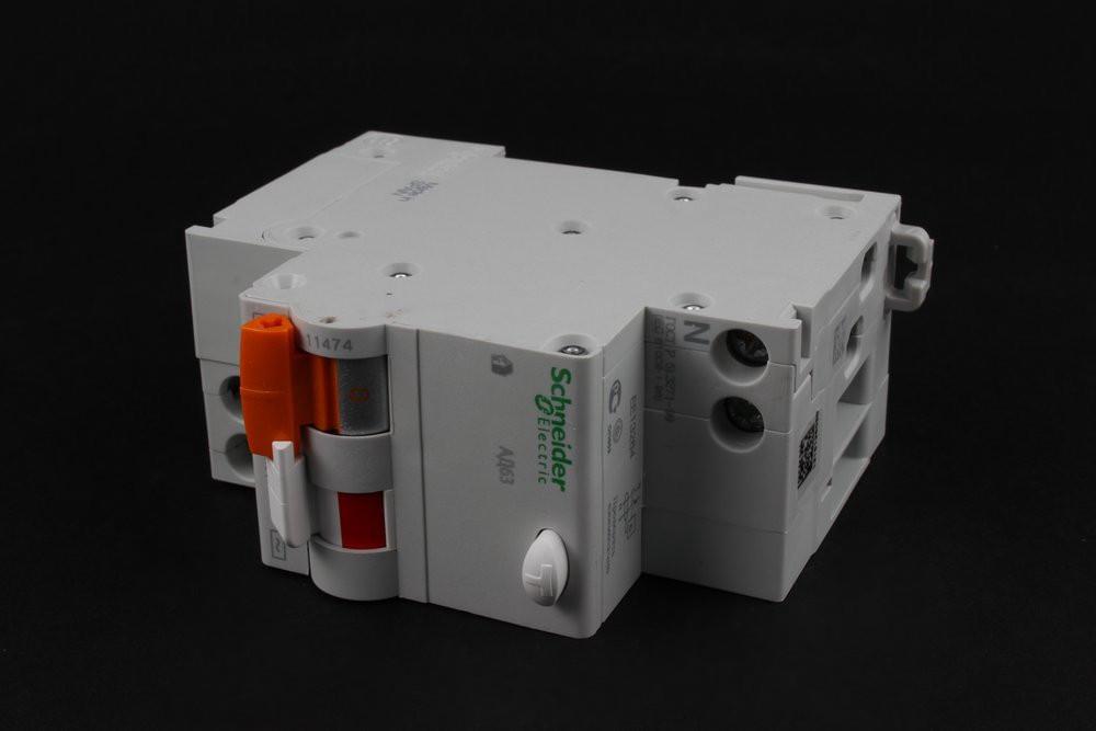 Диф.авт. SE АД63  1п+N 25А 30мА  11474/ 84035