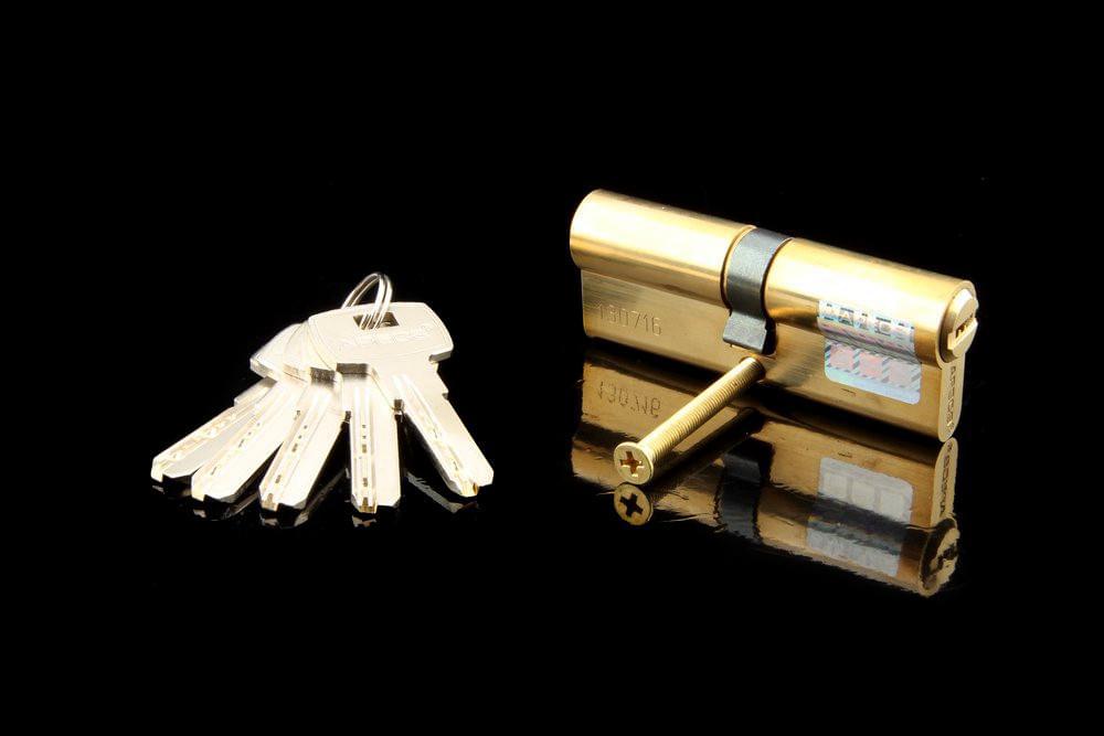 Ц.М Apecs SM-80-Z-G