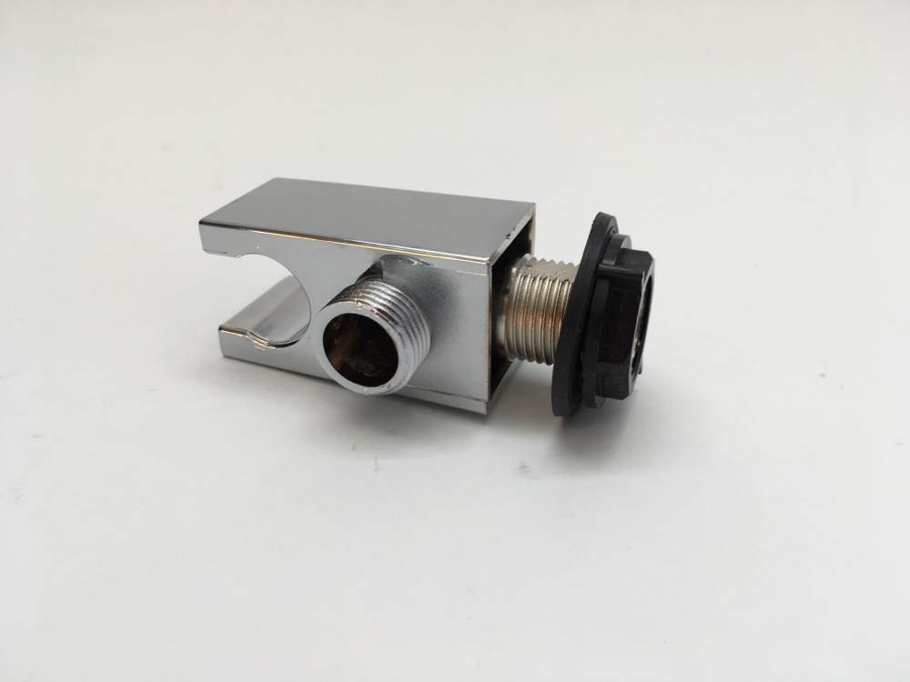 Штуцер  DC9041 с держателем д/лейки (пластик)