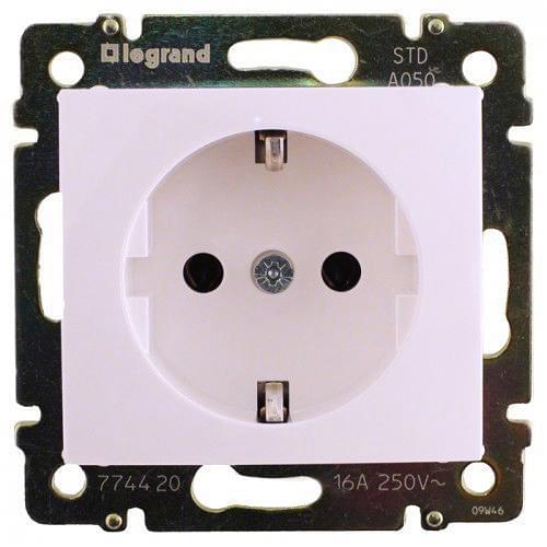 Розетка  VALENA  2Р+Е нем. стд. с/шт белая  774421/ 38859