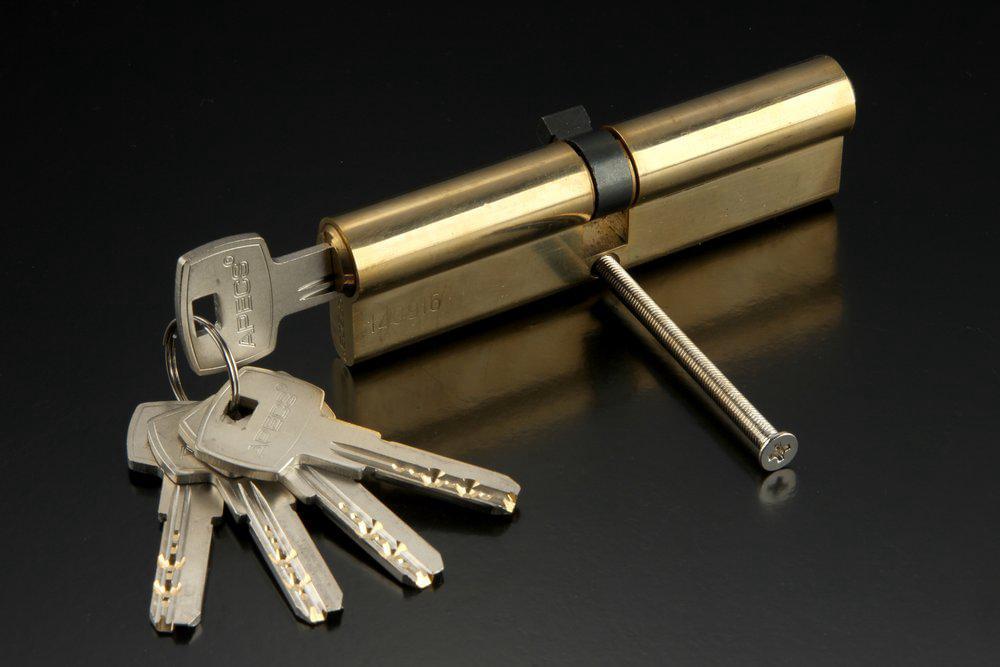 Ц.М Apecs SM-110-Z-G