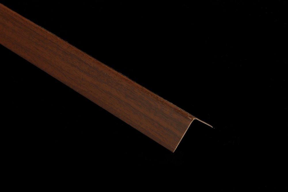 Уголок Идеал  40х40  2,7м  Орех темный