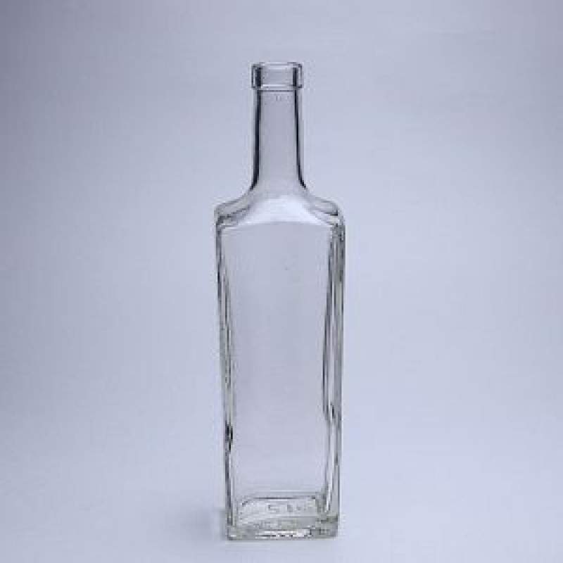 Бутылка Гранит 0,7л винт /28 (16)