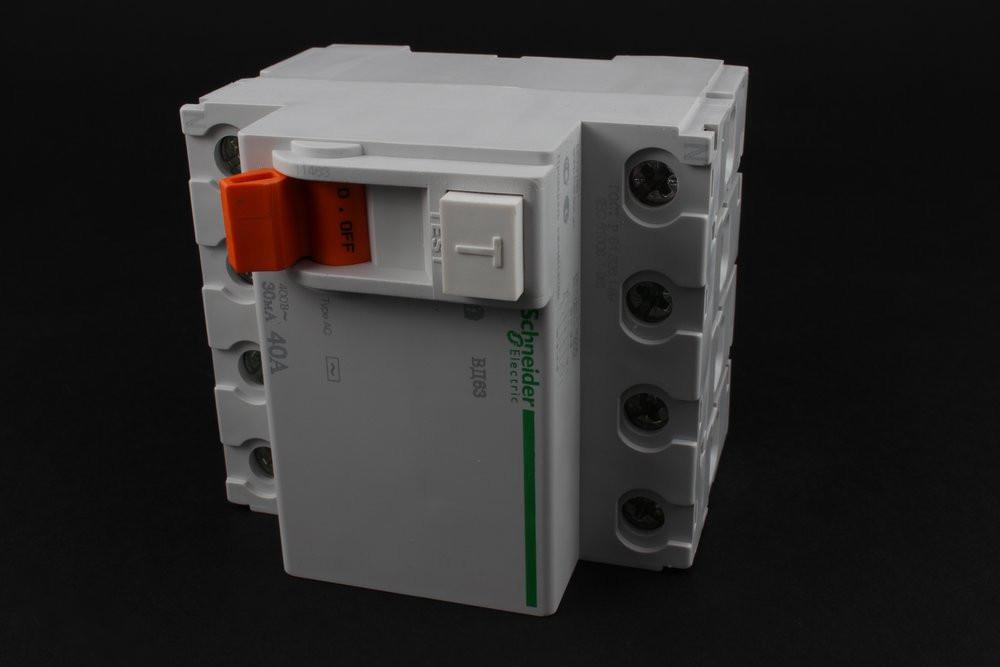 УЗО 4п 40А  30mA  11463 / 84003