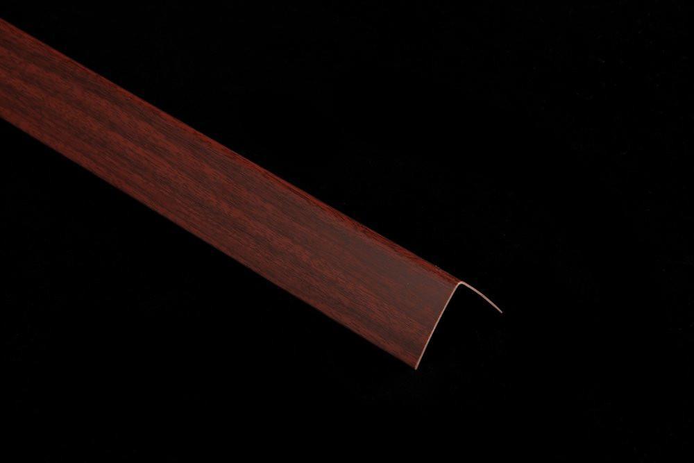 Уголок Идеал  30х30  2,7м  Махагон