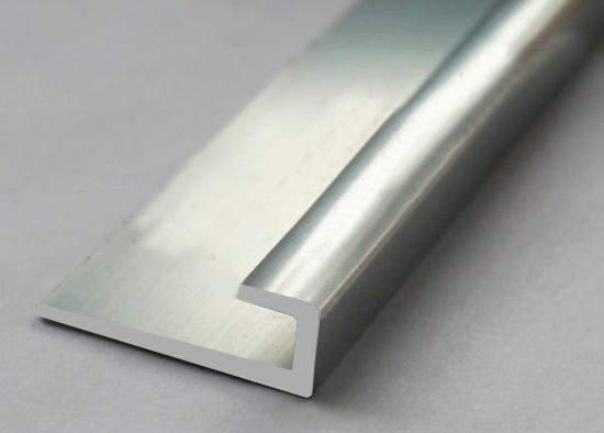 Профиль  ПО-95  2,7 серебро мат.