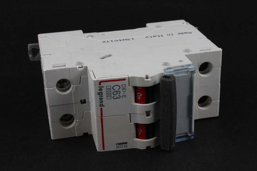 Авт. выключатель DX 3-E  Legrand  2П  C63A  6кА  407283