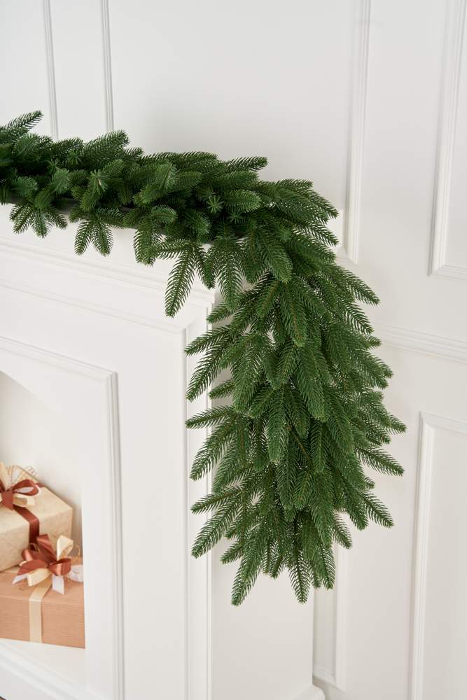 MAX CHRISTMAS Гирлянда рождественская Романовская 150*35см 100% литые веточки ГРМ 35