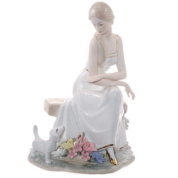 REMECO COLLECTION Статуэтка 562910 Девушка с цветами и с собакой фарфор 18х14х27см