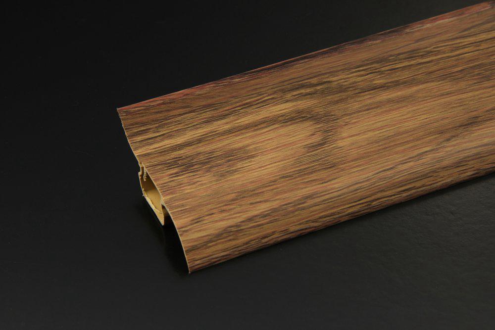 806    Плинтус 58мм Дуб скальный WIMAR