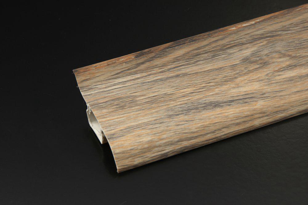 809    Плинтус 58мм Дуб Эллора WIMAR