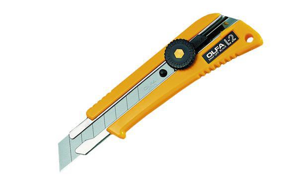 Нож OLFA с выдвижным  лезвием  18мм  OL-L-2