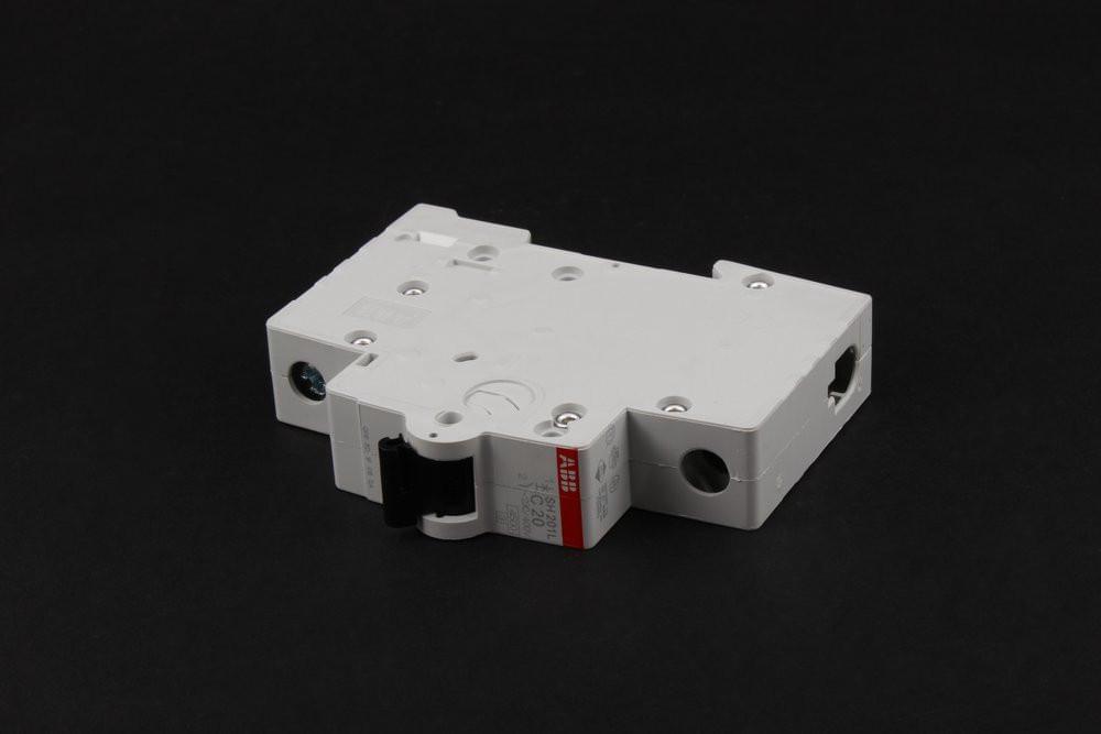 Выкл.авт. ABB SH201L 1P 20A (C) 4,5kA   (SH201L C20)