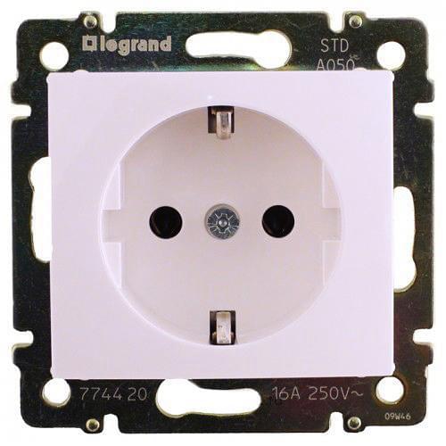 Розетка  VALENA  2Р+Е нем. стд.  белая  774420 / 33850