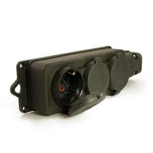 Розетка BEMIS BK1-1402-2511/3511 о/у 1 гнездо с з/к и кр. каучук 220В 16А, IP54, чёрная 